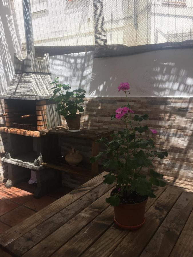 Apto Con Patio Y Barbacoa Bbq H De La Reina Cordoba Dış mekan fotoğraf