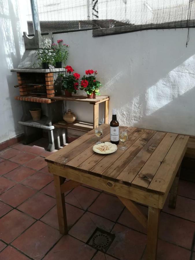 Apto Con Patio Y Barbacoa Bbq H De La Reina Cordoba Dış mekan fotoğraf